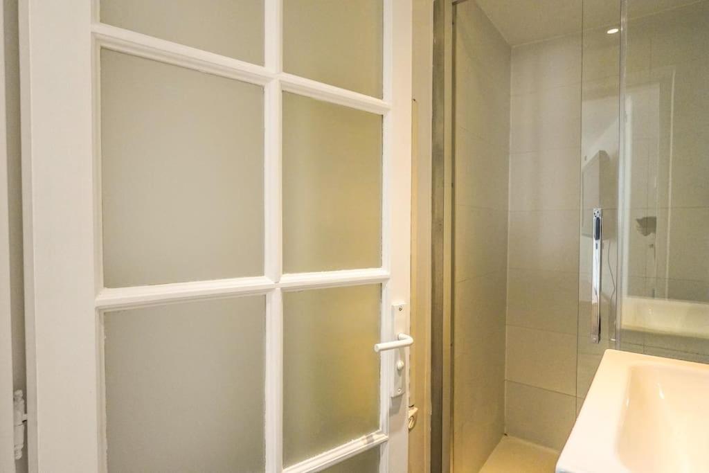 Sunny Apartement Notre Dame Paris Exterior photo